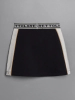 Костюм в садик, футболка и юбка