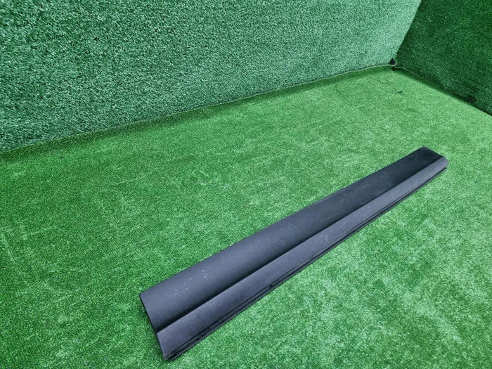 Накладка двери правая Porsche Cayenne 3 (2017-нв)