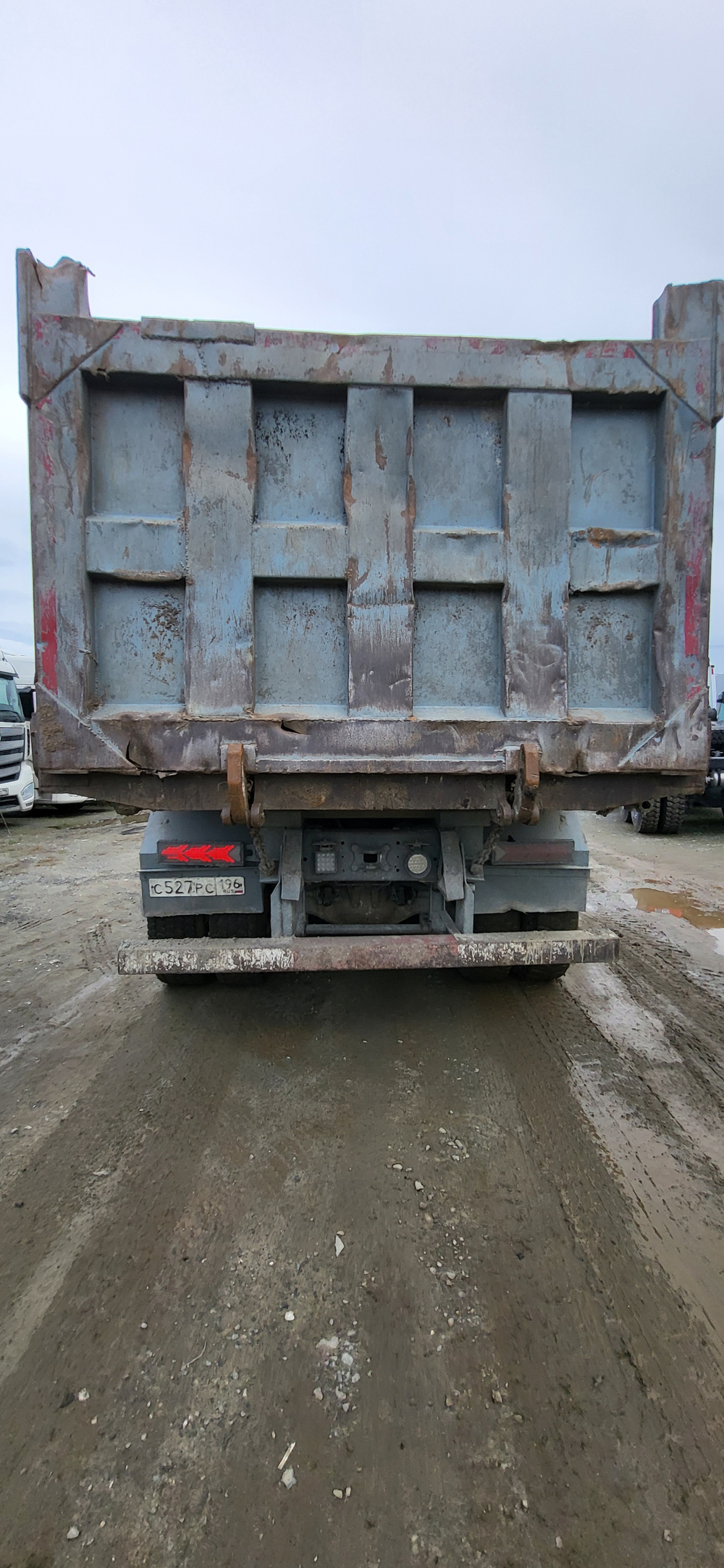 Howo ZZ* 6x4 Самосвал ZZ3327S3847E (Дизельный, 9,7 л, 373 л.с., МТ)