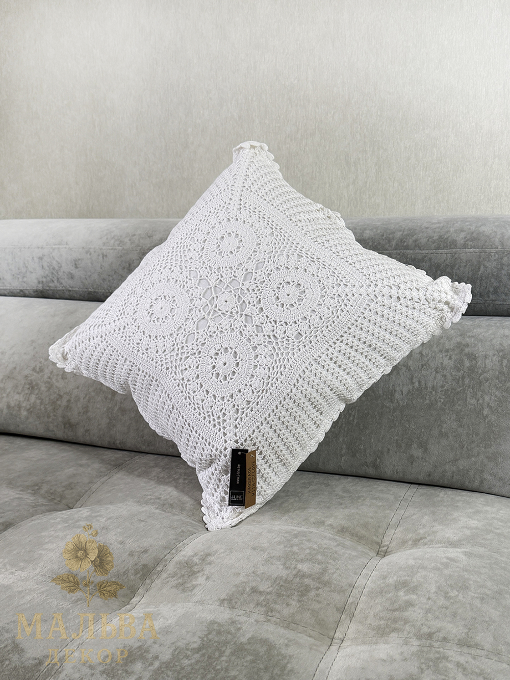 Подушка декоративная "Кружево" белая 45x45x10см от J-LINE