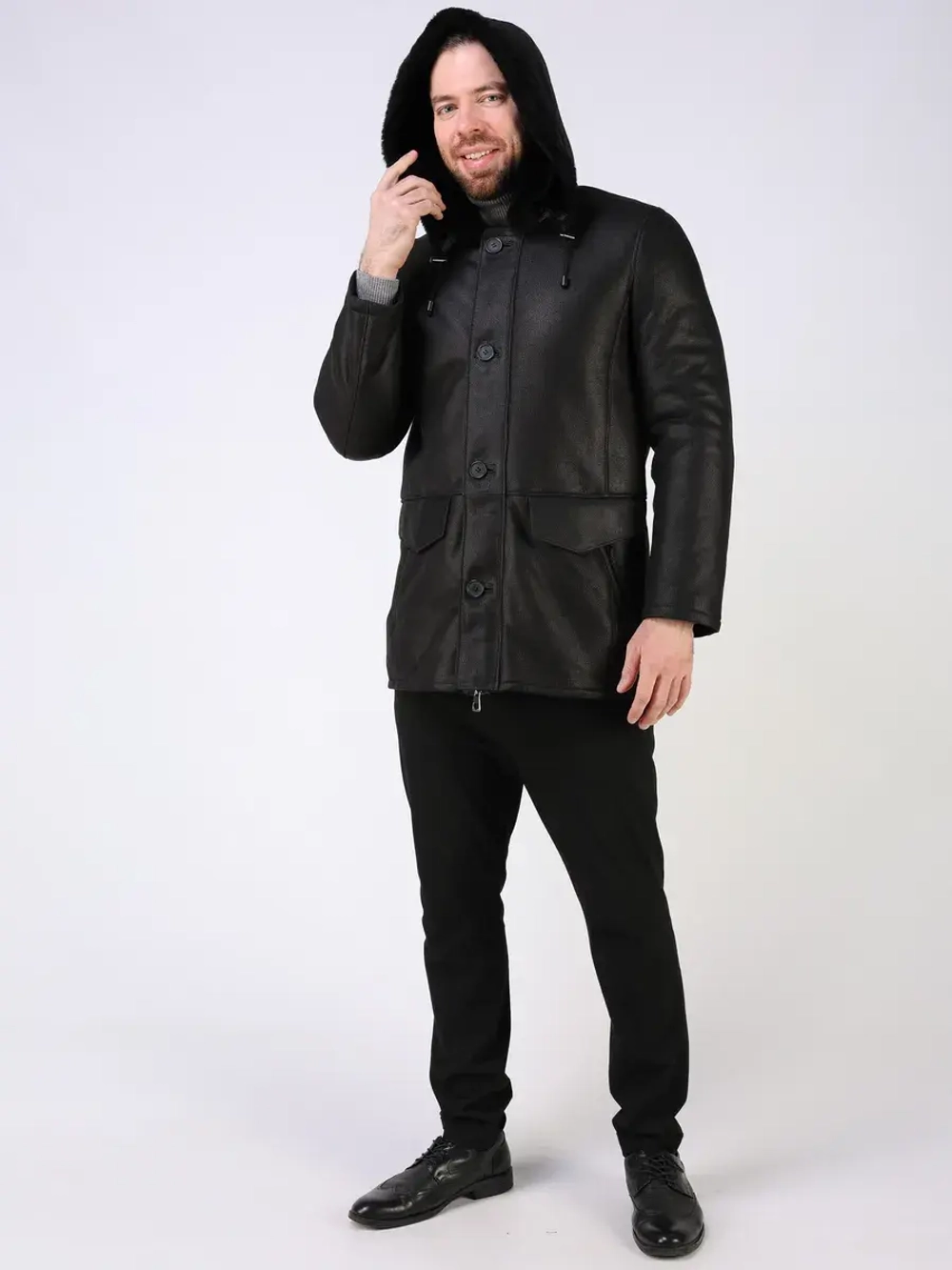 Дубленка зимняя натуральная с капюшоном