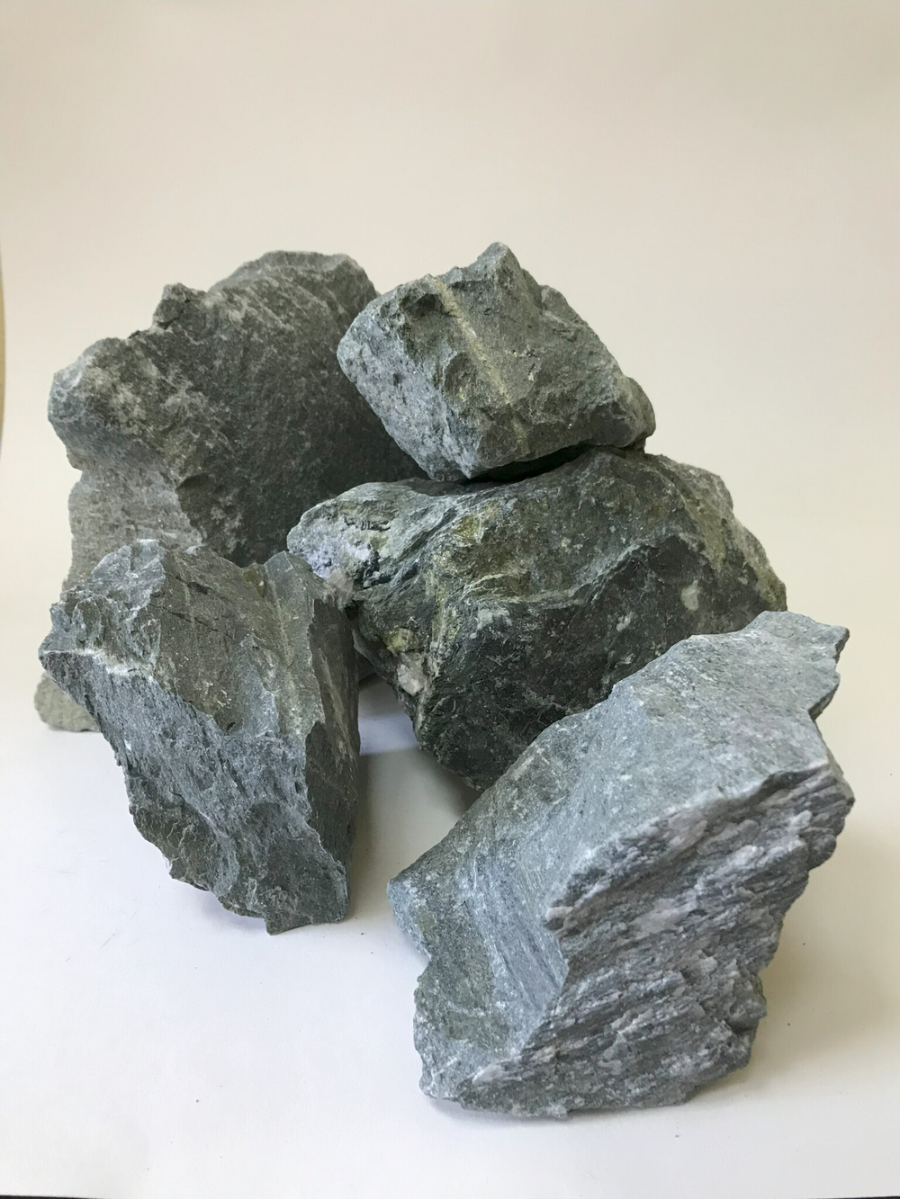 Диоритовый камень (Магма) изумрудный 150-300 мм