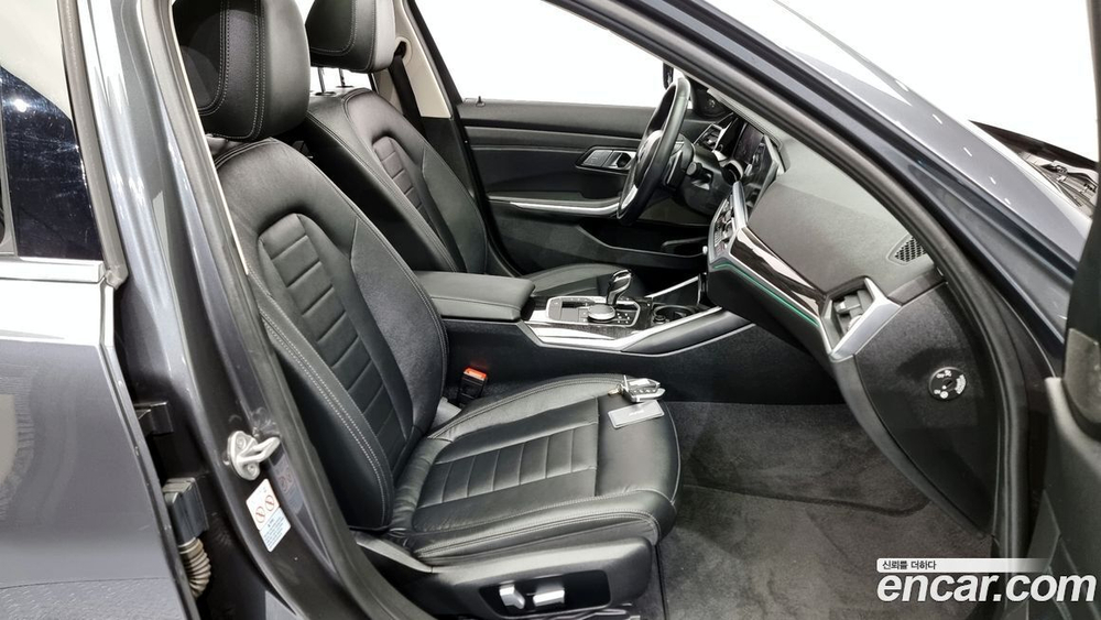 BMW 3 Series (G20) 320i Luxury (06.2021)
