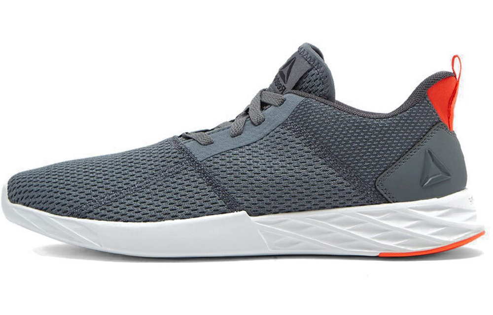Astroride strike reebok discount