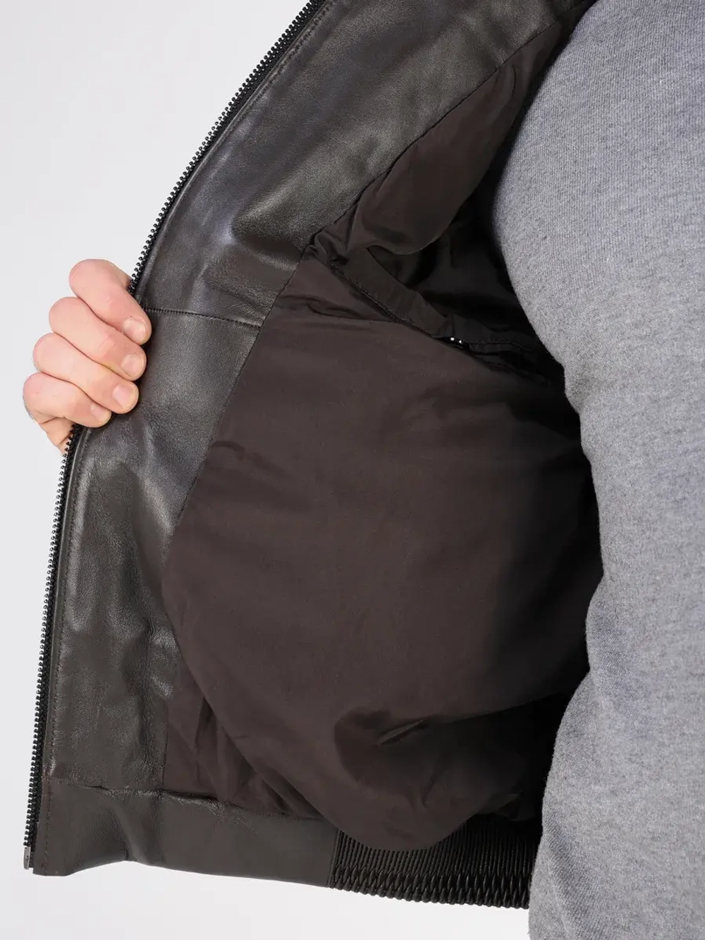 Куртка пуховик из натуральной кожи короткая