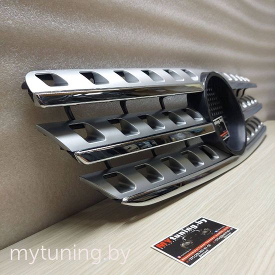 Решетка радиатора AMG CHROME-SILVER для Mercedes ML W163