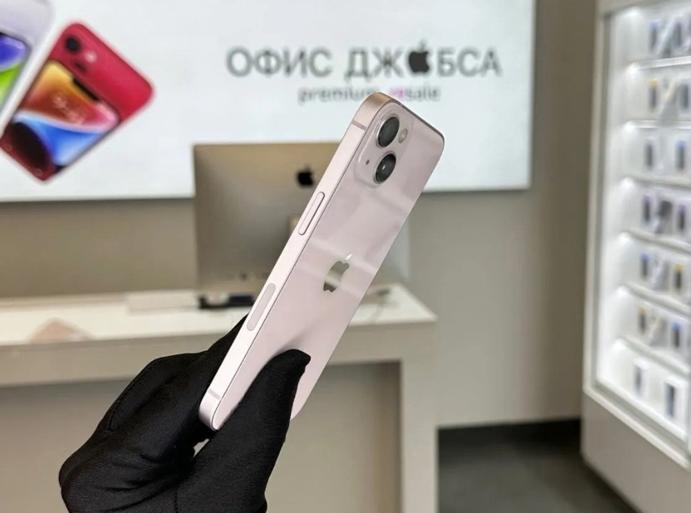 iPhone 13, 256 ГБ б/у
