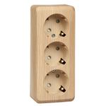 Schneider Electric ЭТЮД Сосна Розетка 3-местная открытая установка с заземляющими контактами со шторками 16А, 250B, PA16-012D