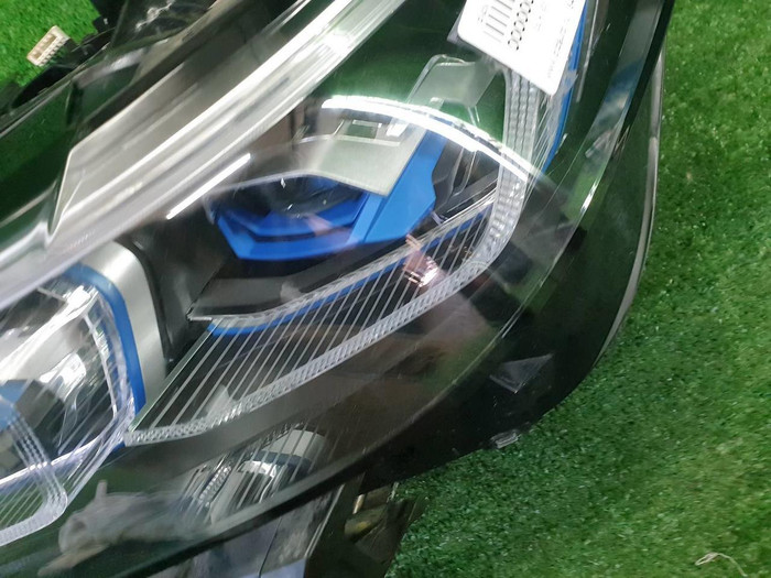 Фара левая BMW X7 G07 (2019-2022) Laser Light
