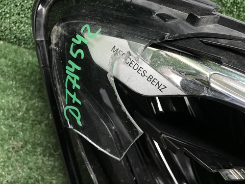 Битая Фара правая Mercedes E W213 (2020-2023) LED