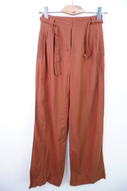 Брюки Zarina свободного кроя, визуально на 42 размер