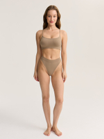 Бесшовные трусы стринги со средней посадкой