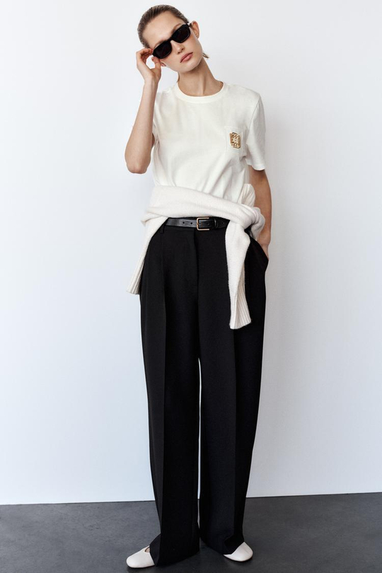 ZARA МАЙКА С БРОШЬЮ, БЕЛЫЙ