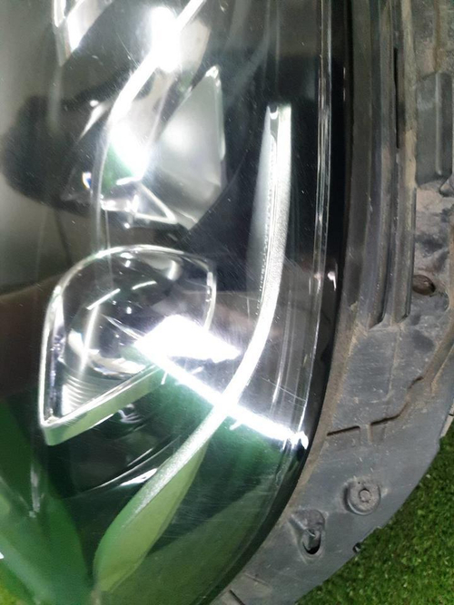 Фара правая Mercedes GLS X166 (2015-2019) LED (В пленке)