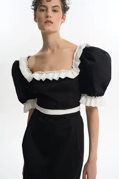 Платье-миди с вырезом каре и рукавами буф