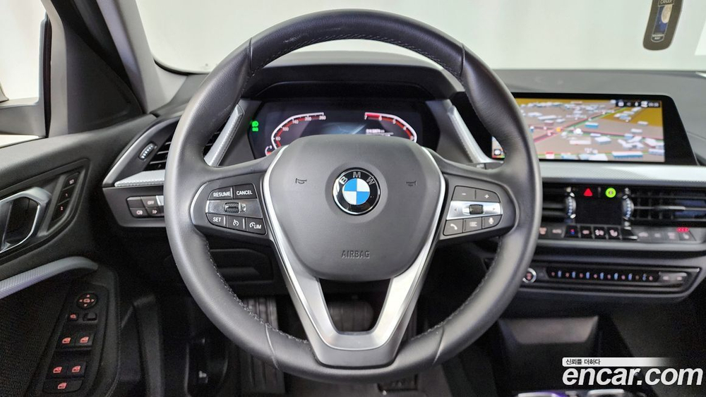 BMW 1 Series (F40) 120i Advantage (12.2021)