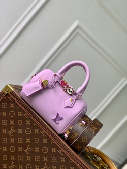 Louis Vuitton Speedy 18