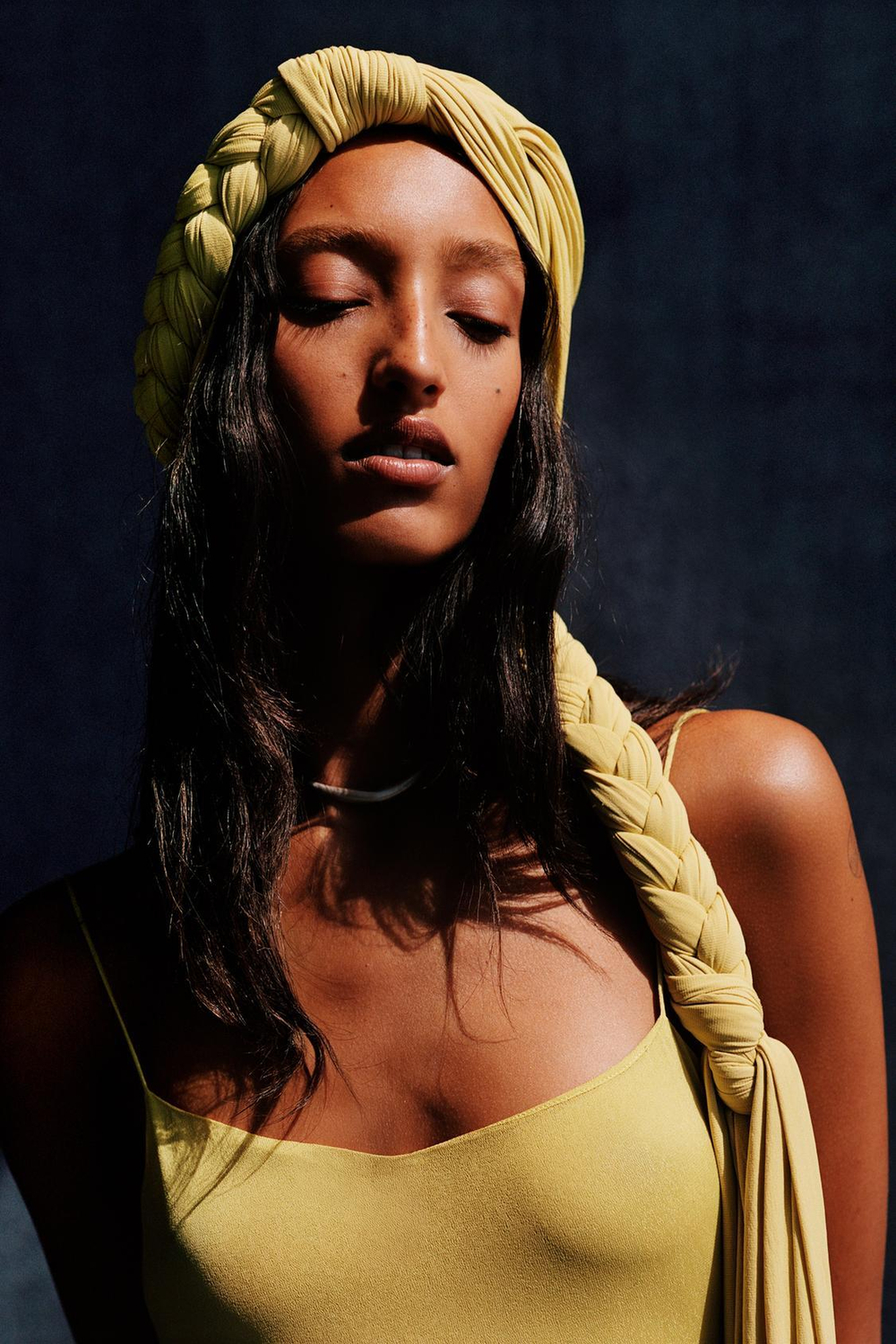 ZARA ДЛИННОЕ ПЛАТЬЕ С ОТКРЫТОЙ СПИНОЙ — LIMITED EDITION, ЛИМОННЫЙ