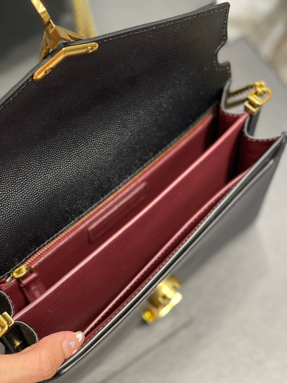 YSL Cassandra Medium 22 cm