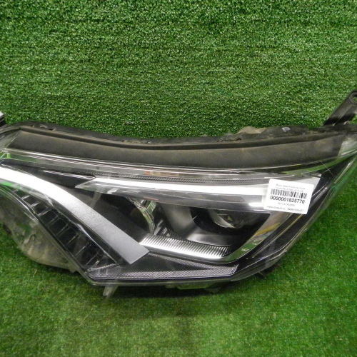 Фара левая Toyota Rav 4 CA40 (2015-2019) LED