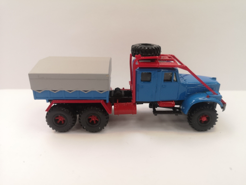 H0 1:87 КРАЗ 255 тягач с двойной кабиной, гражд.