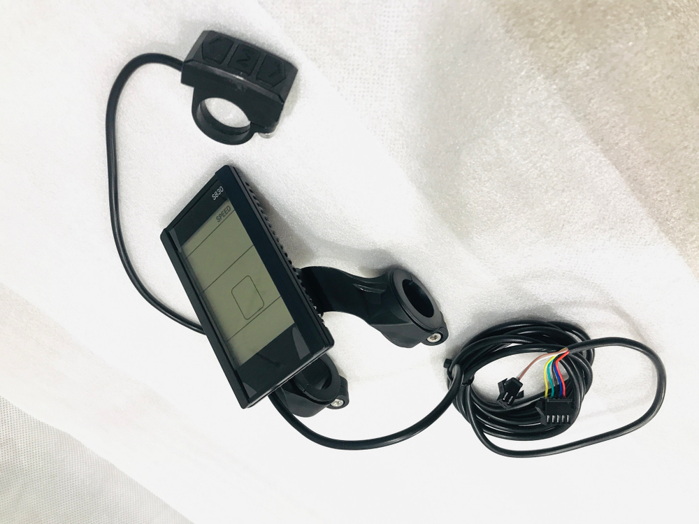 Готовый комплект MXUS 350W с АКБ Брикет 36-48V/10,4-35Ah YIQISHUN + S830