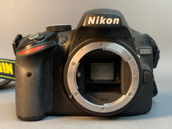 Nikon D3200 47000 кадров + Nikon 18-55mm DX VR 3.5-5.6G