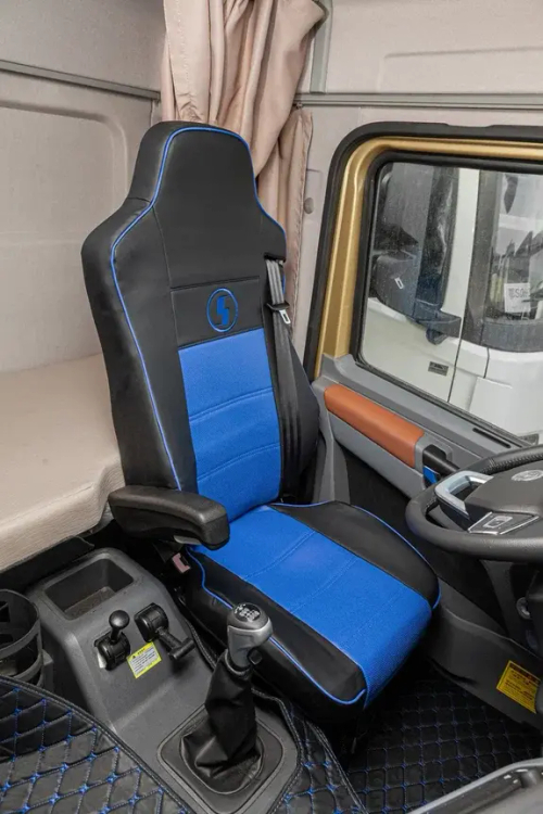 Чехлы Shacman X3000 рестайлинг 3D (экокожа, черный цвет, синяя экокожа посередине, кант)