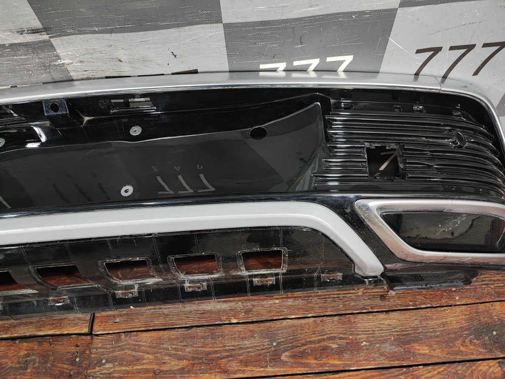 Юбка заднего бампера Hongqi HS3 1 23-нв Б/У Оригинал 2804113HT01