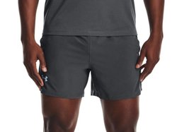 Мужские теннисные шорты Under Armour Men's UA Launch Run 5 Shorts - pitch gray/black