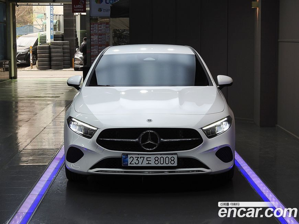 Mercedes-Benz A-Class W177 A220 Hatchback (04.2024)