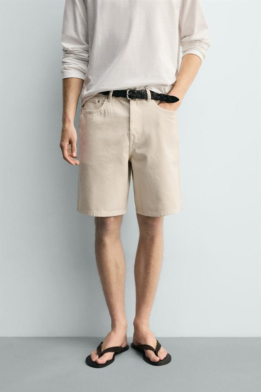 ZARA ДЖИНСОВЫЕ БЕРМУДЫ STRAIGHT FIT, ЖЕЛТОВАТО-БЕЛЫЙ