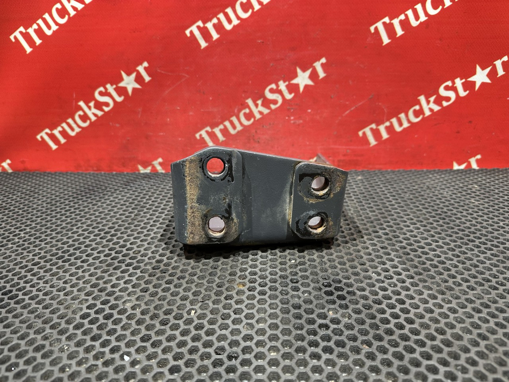 Кронштейн кабины задний левый