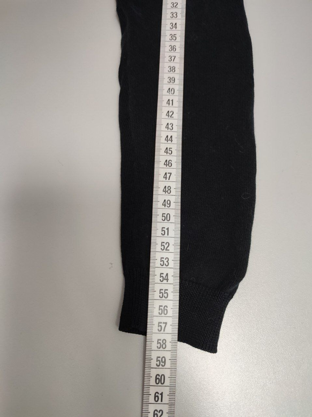 Джемпер Uniqlo на пуговицах 42 размер