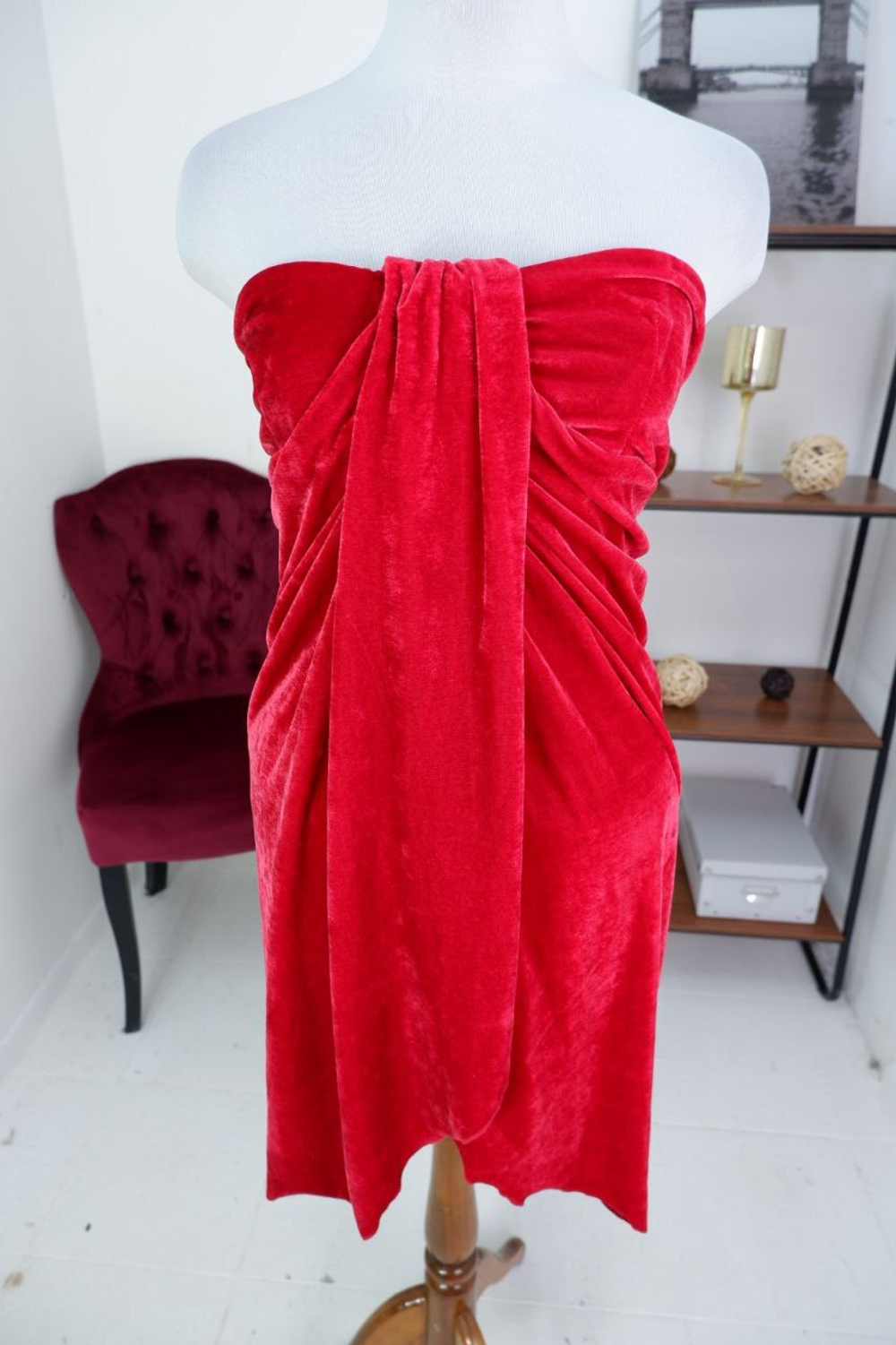 Платье Terranova яркое 48 размер, новое