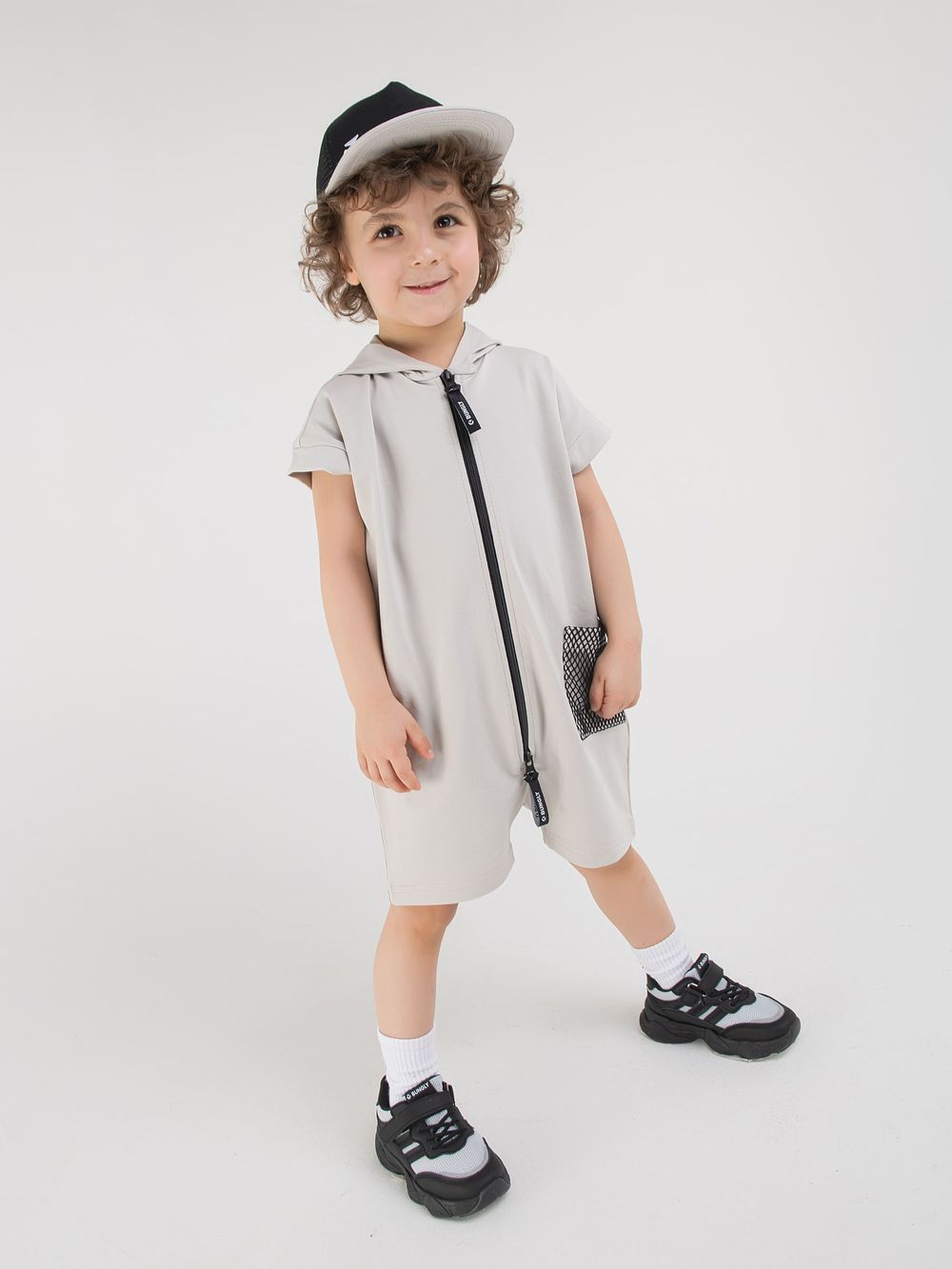 Кроссовки "Уголь/Тофу"