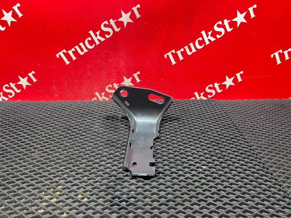 Кронштейн тормозных трубок