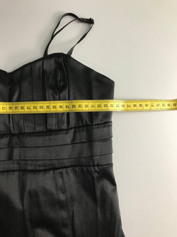 Платье Riwas для вечернего образа, визуально на 36 размер