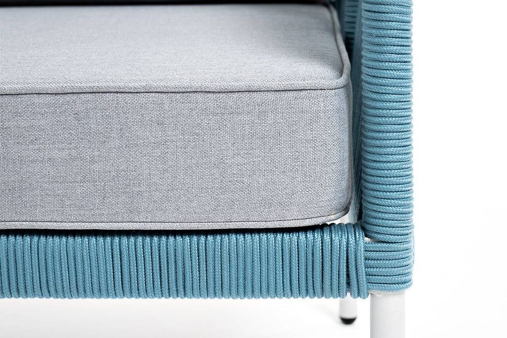 "Канны" диван 2-местный плетеный из роупа, каркас алюминий светло-серый (RAL7035) муар, роуп бирюзовый круглый, ткань светло-серая