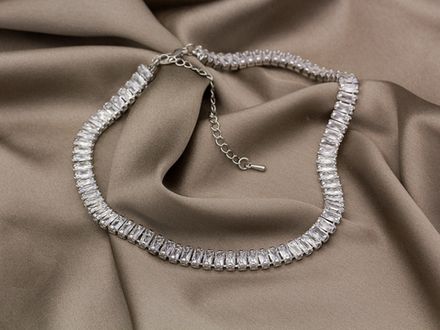 Колье-чокер 6,7мм, со стразами