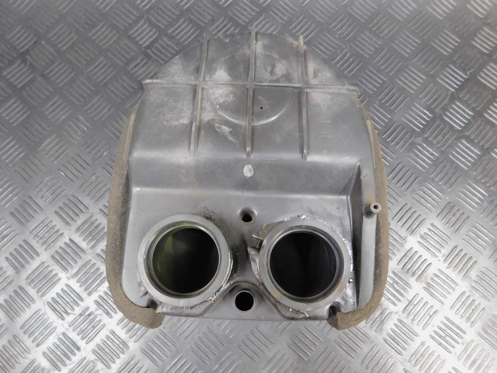 Корпус воздушного фильтра Yamaha TDM850 RN03J 2001