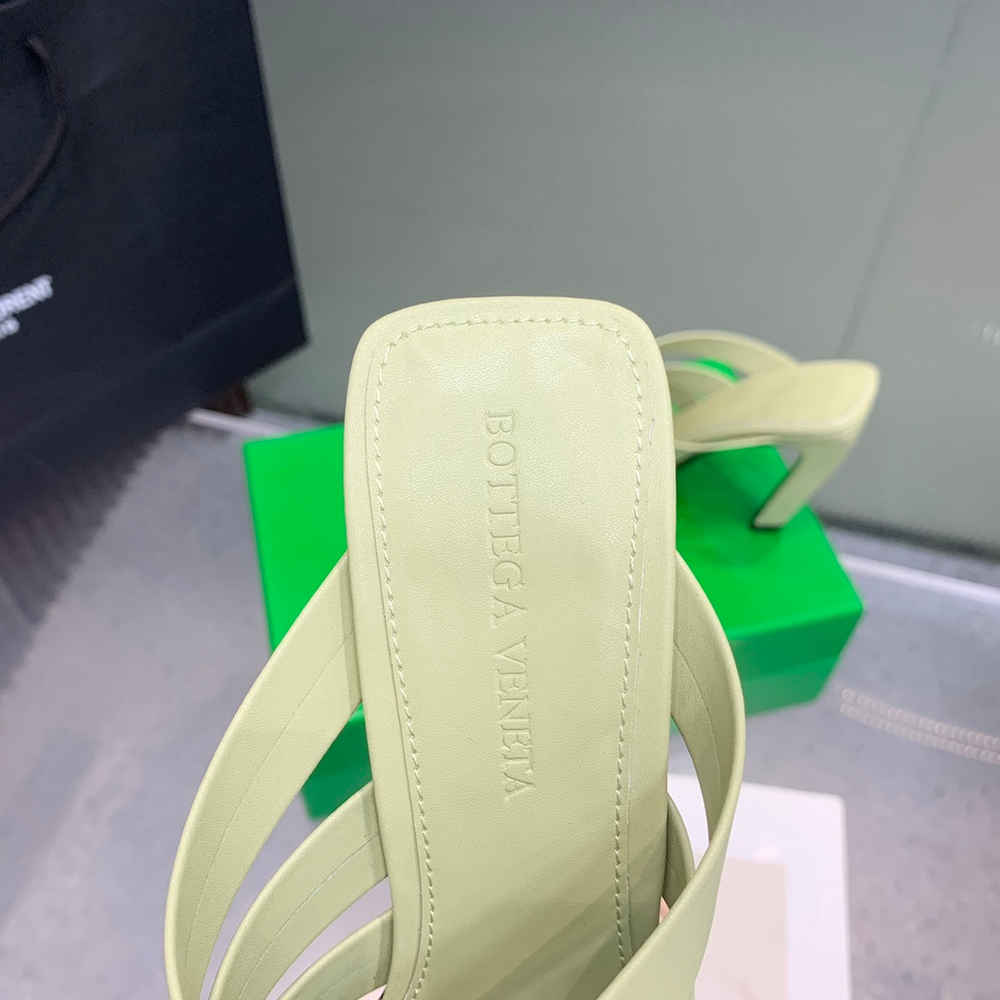Bottega Veneta Alfie Mule