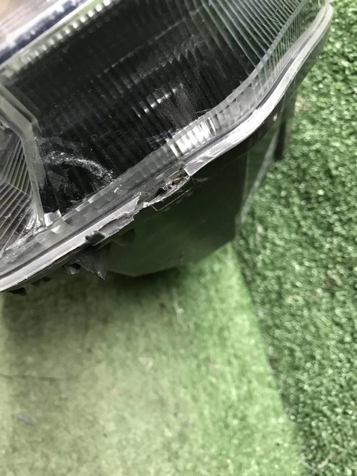 Битая Фара правая Skoda Rapid 1 (12-17) галоген