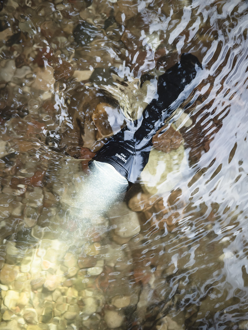 Фонарь Armytek Viking Pro Magnet USB (F07701C)