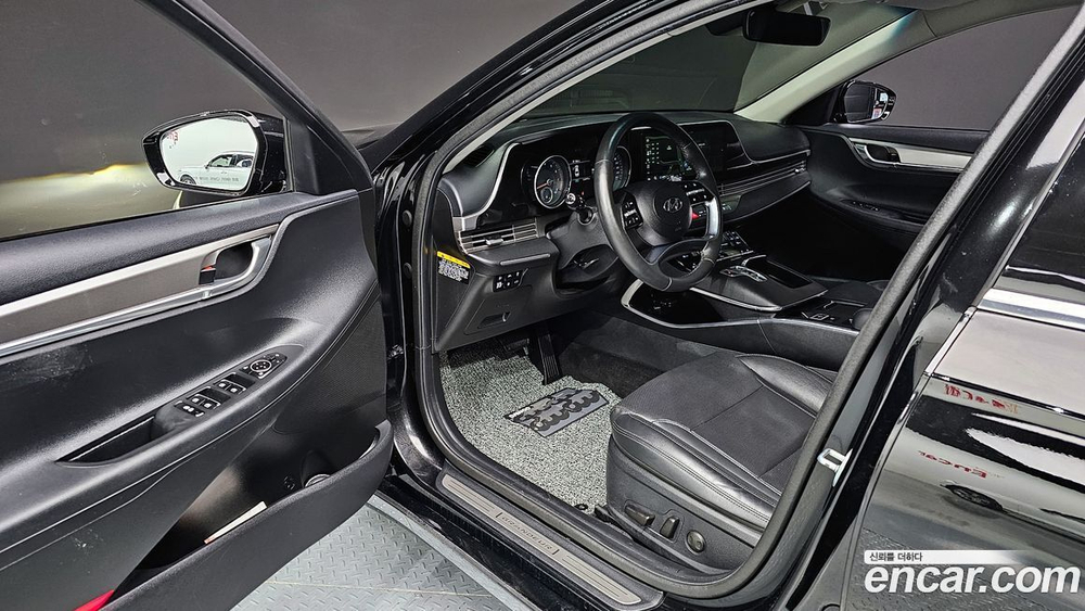 Hyundai The New Grandeur (Azera) IG 2.5 (04.2020)