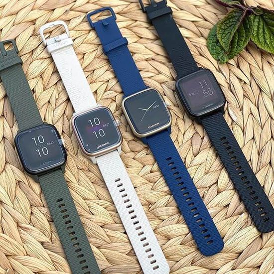 Смарт часы Garmin Venu Sq Music Edition песочный с алюминиевым безелем цвета розовое золото 010-02426-11