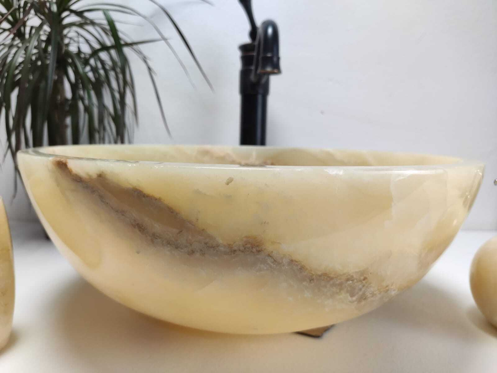 Раковина из оникса Bowl Yellow TinLip BO-61028 40*40*15
