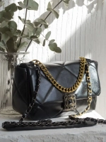 Сумка женская через плечо бренд не кожаная кросс боди модная стёганная на цепочке для девушке шоппер