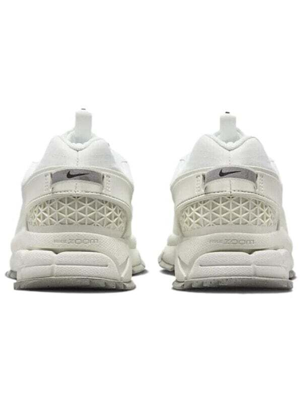 Кроссовки Nike Zoom Vomero Roam 'Summit White Light Bone'