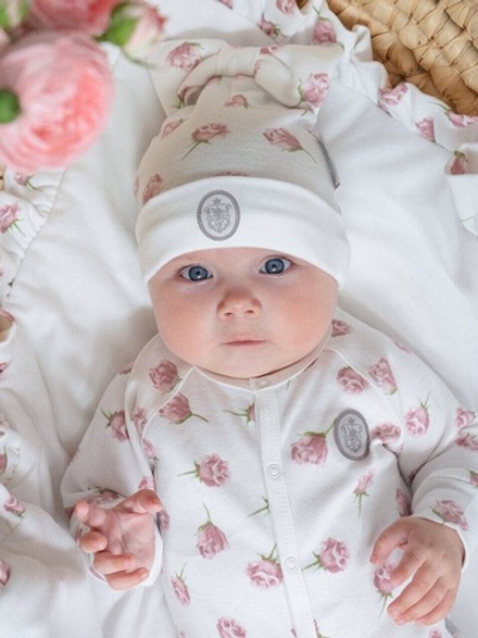 Шапочка, Розы